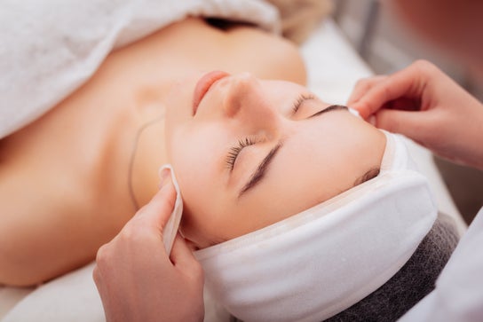 Beauty Salon image for CLOU Nails & Beauty